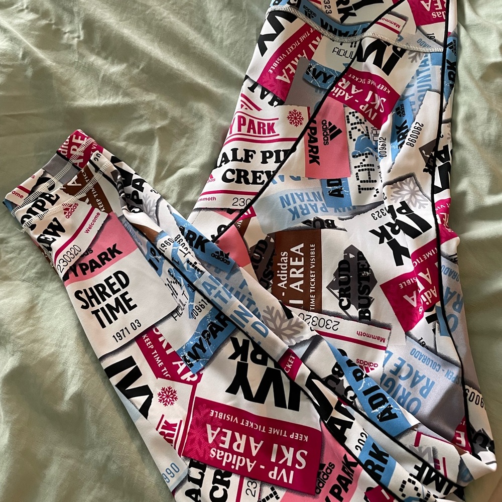 IVY PARK WORKOUT PANTS